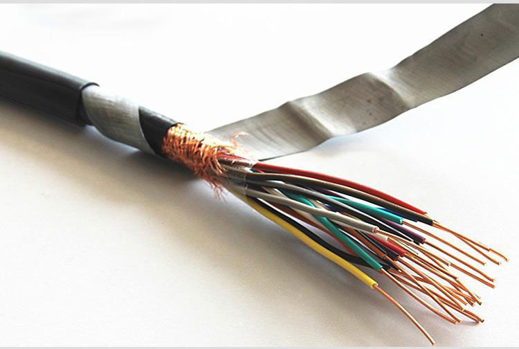 計(jì)算機(jī)電纜